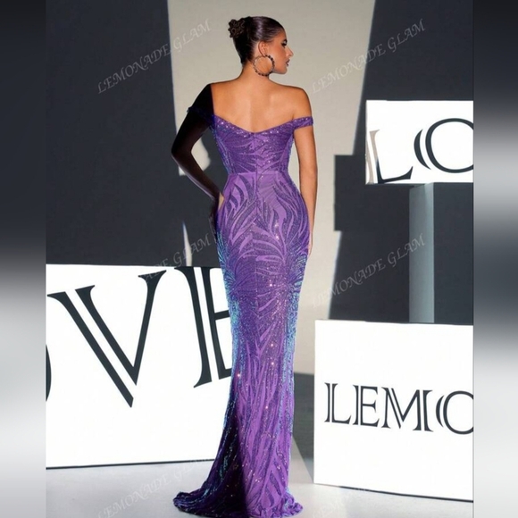 Love & Lemonade Sequin Off-the-Shoulder Gown - Picture 3 of 16
